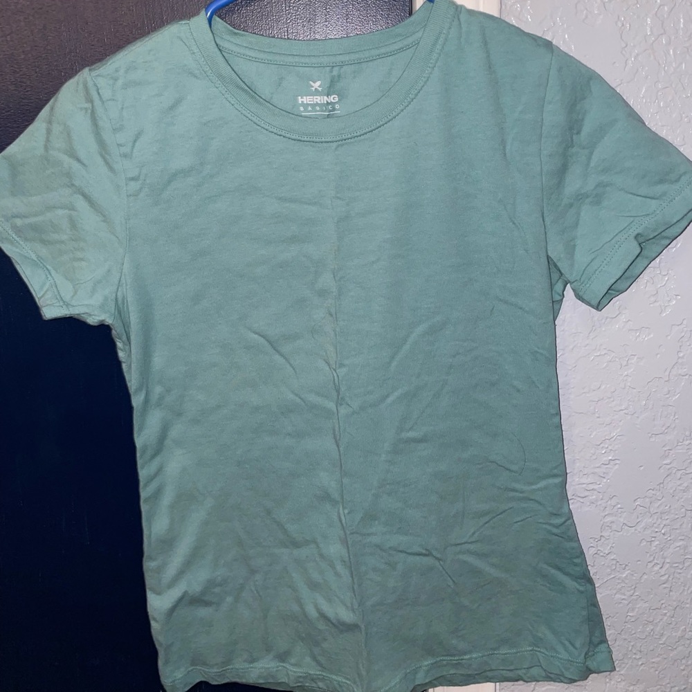 Turquoise t shirt, never worn